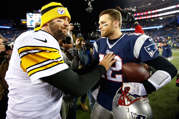 FOXBORO, MA - NOVEMBER 03:  Ben Roethlisberger #7 of the Pittsburgh Steelers greets Tom Brady #12 of the New England Patriots following the game at Gillette Stadium on November 3, 2013 in Foxboro, Massachusetts.  (Photo by Jared Wickerham/Getty Images)