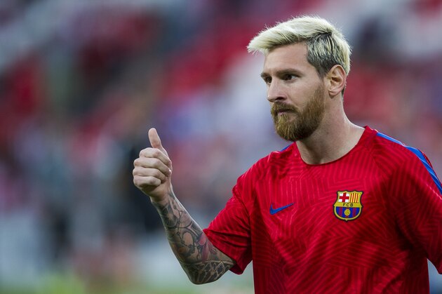 BILBAO, SPAIN - AUGUST 28:  Lionel Messi of FC Barcelona reacts on prior to the start the La Liga match between  Athletic Club Bilbao and FC Barcelona at San Mames Stadium on August 28, 2016 in Bilbao, Spain.  (Photo by Juan Manuel Serrano Arce/Getty Images)