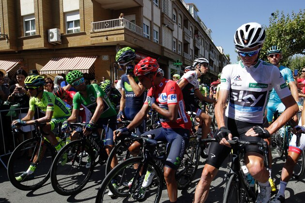 (L to R) Tinkoff's Spanish cyclist Alberto Contador  Movistar's Spanish cyclist Alejandro Valverde Movistar's Spanish cyclist Manuel Chves Movistar's Colombian cyclist Nairo Quintana and Sky's British cyclist Christopher Froome wait for the start of the 18th stage of the 71st edition of 'La Vuelta' Tour of Spain, a 191km route Requena to Gandia, on September 8, 2016. / AFP / JOSE JORDAN        (Photo credit should read JOSE JORDAN/AFP/Getty Images)