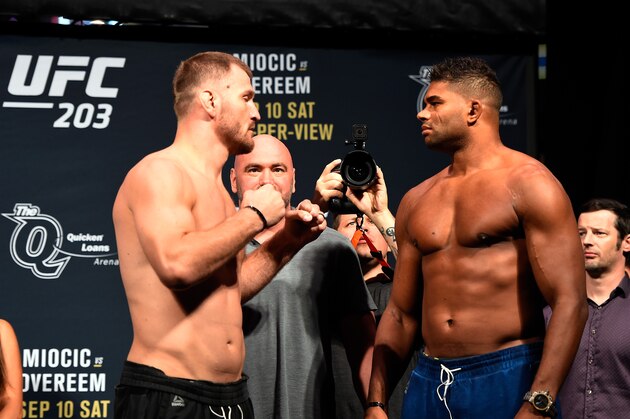CLEVELAND, OH - SEPTEMBER 09:  (L-R) Stipe Miocic of the United States and Alistair Overeem of the Netherlands face off during the UFC 203 Weigh-in at Quicken Loans Arena on September 9, 2016 in Cleveland, Ohio. (Photo by Josh Hedges/Zuffa LLC/Zuffa LLC via Getty Images)