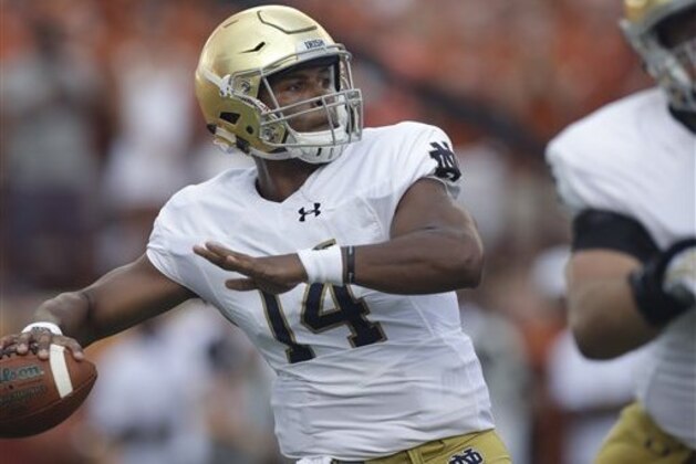 Notre Dame quarterback DeShone Kizer (14) throws against Texas during the first half of an NCAA college football game, Sunday, Sept. 4, 2016, in Austin, Texas. (AP Photo/Eric Gay)