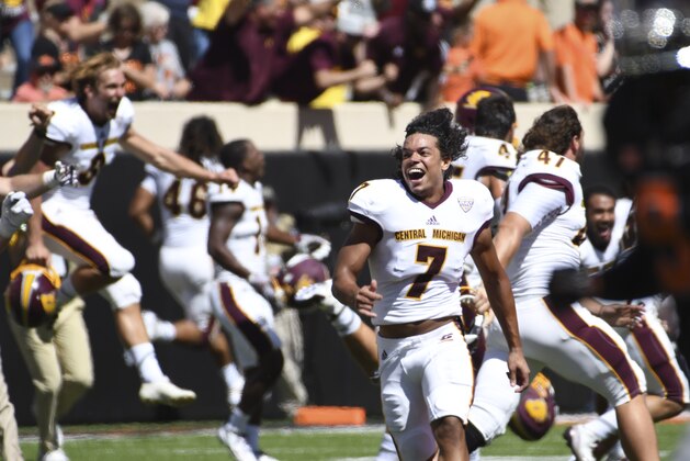 STILL WATER, OK - SEPTEMBER 10: Defensive back Amari Coleman #7 of the Central Michigan Chippewas celebrates  after a NCAA football game against Oklahoma State, September 10, 2016 at Boone Pickens Stadium in Stillwater, Oklahoma. Central Michigan won 30-27 on the last play of the game.  (Photo by J Pat Carter/Getty Images)