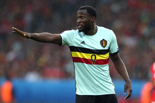 LILLE, FRANCE - JULY 01: Romelu Lukaku of Belgium gestures during the UEFA Euro 2016 Quarter Final match between Wales and Belgium at Stade Pierre-Mauroy on July 1, 2016 in Lille, France. (Photo by Chris Brunskill Ltd/Getty Images)
