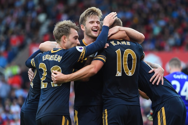 STOKE ON TRENT, ENGLAND - SEPTEMBER 10:  Harry Kane of Tottenham Hotspur scores his sides first goal during the Premier League match between Stoke City and Tottenham Hotspur at Britannia Stadium on September 10, 2016 in Stoke on Trent, England.  (Photo by Laurence Griffiths/Getty Images)