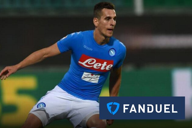 PALERMO, ITALY - SEPTEMBER 10:  Arkadiusz Milik of Napoli in action during the Serie a match between US Citta di Palermo and SSC Napoli at Stadio Renzo Barbera on September 10, 2016 in Palermo, Italy.  (Photo by Tullio M. Puglia/Getty Images)