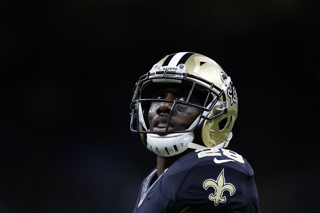 NEW ORLEANS, LA - SEPTEMBER 01:  C.J. Spiller #28 of the New Orleans Saints reacts during a game at Mercedes-Benz Superdome on September 1, 2016 in New Orleans, Louisiana.  (Photo by Jonathan Bachman/Getty Images)