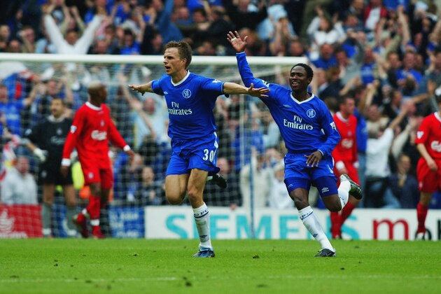 LONDON - MAY 11:  Jesper Gronkjaer of Chelsea celebrates scoring the winning goal during the FA Barclaycard Premiership match between Chelsea and Liverpool held on May 11, 2003 at Stamford Bridge, in London. Chelsea won the match 2-1. (Photo by Ben Radford/Getty Images)