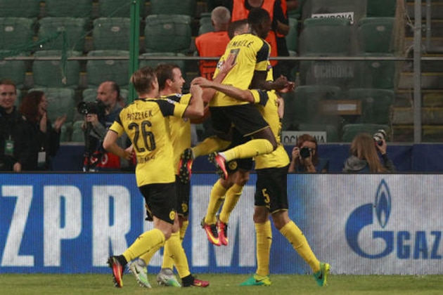 Dortmind players celebrate their goal during the Champions League Group F soccer match between Legia Warsaw and Borussia Dortmund at Stadion Wojska Polskiego in Warsaw, Poland, Wednesday, Sept. 14, 2016. (AP Photo/Czarek Sokolowski)