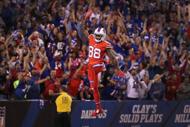 ORCHARD PARK, NY - SEPTEMBER 15:  Marquise Goodwin #88 of the Buffalo Bills celebrates during the first half against the New York Jets at New Era Field on September 15, 2016 in Orchard Park, New York.  (Photo by Tom Szczerbowski/Getty Images)