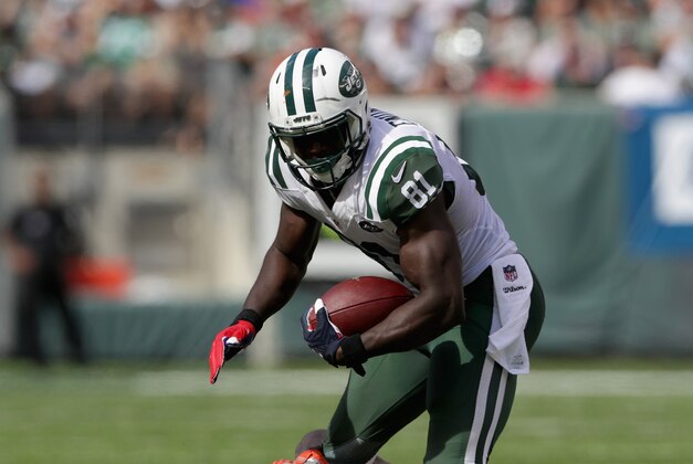 EAST RUTHERFORD, NJ - SEPTEMBER 11:   Chris Lewis-Harris #37 of the Cincinnati Bengals tries to tackle Quincy Enunwa #81 of the New York Jets during their game at MetLife Stadium on September 11, 2016 in East Rutherford, New Jersey.  (Photo by Streeter Lecka/Getty Images)