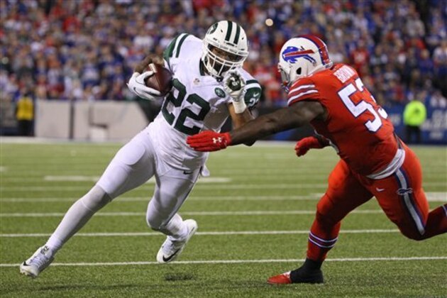 New York Jets running back Matt Forte (22) runs against Buffalo Bills linebacker Zach Brown (53) during the second half an NFL football game on Thursday, Sept. 15, 2016, in Orchard Park, N.Y. (AP Photo/Bill Wippert)