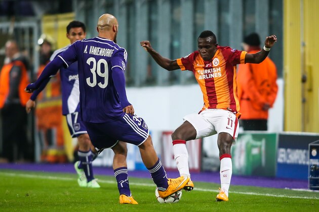 (L-R) Anthony vanden Borre of Anderlecht, Armindo Bruma of Galatasaray during the Champions League match between Anderlecht and Galatasaray at the Constant Vanden Stockstadion on november 26, 2014 in Brussels, Belgium(Photo by VI Images via Getty Images)