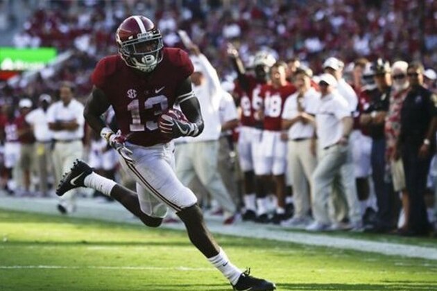 Alabama wide receiver ArDarius Stewart runs the ball in for a touchdown during the second half of an NCAA college football game against, Saturday, Sept. 10, 2016, in Tuscaloosa, Ala. (AP Photo/Brynn Anderson)