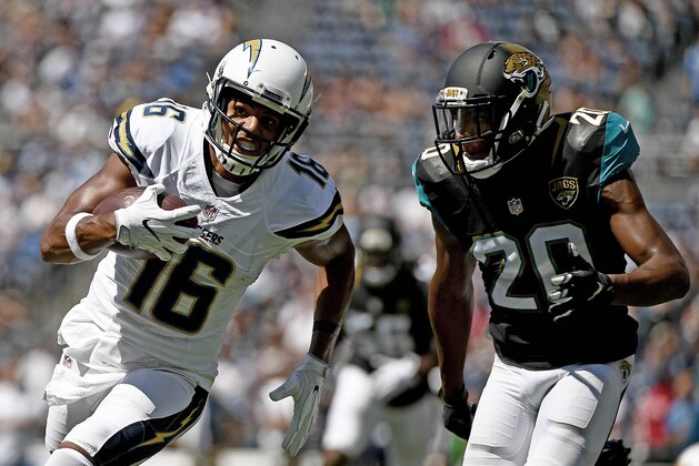 SAN DIEGO, CA - SEPTEMBER 18:  Wide receiver Tyrell Williams #16 of the San Diego Chargers runs after a catch against Jalen Ramsey #20 of the Jacksonville Jaguars during the first half of  a game at Qualcomm Stadium on September 18, 2016 in San Diego, California. (Photo by Donald Miralle/Getty Images)
