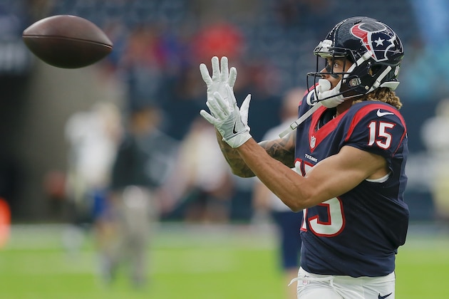 HOUSTON, TX - AUGUST 20:   Will Fuller #15 of the Houston Texans catches a pass in warmups before a preseason NFL game at NRG Stadium on August 20, 2016 in Houston, Texas.  (Photo by Bob Levey/Getty Images)