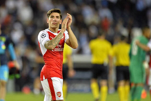 PARIS, FRANCE - SEPTEMBER 13:  Hector Bellerin of Arsenal FC salutes the fans after the Champion's League match against Arsenal FC at Parc des Princes on September 13, 2016 in Paris, France.  (Photo by Aurelien Meunier/Getty Images)