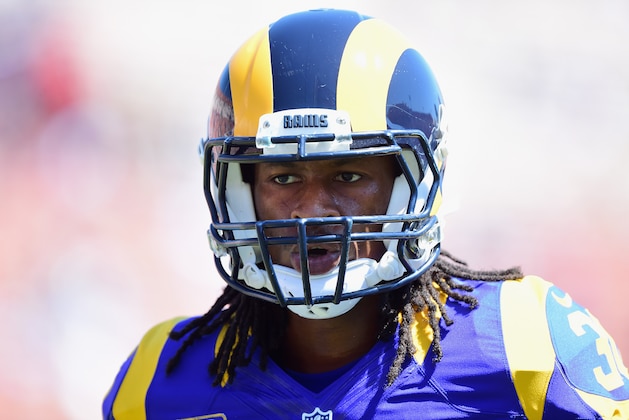 LOS ANGELES, CA - SEPTEMBER 18:  Runningback Todd Gurley #30 of the Los Angeles Rams warms up before playing in the home opening NFL game against the Seattle Seahawks at Los Angeles Coliseum on September 18, 2016 in Los Angeles, California.  (Photo by Harry How/Getty Images)