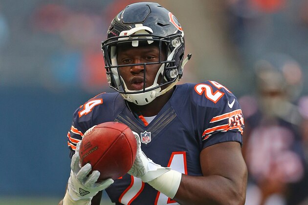 Aug 11, 2016; Chicago, IL, USA;  Chicago Bears running back Jordan Howard (24) warms up prior to a game against the Denver Broncos at Soldier Field. Mandatory Credit: Dennis Wierzbicki-USA TODAY Sports
