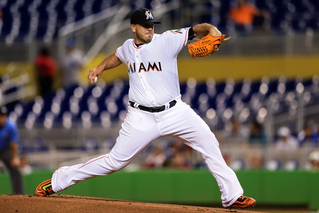 MIAMI, FL - SEPTEMBER 20: Jose Fernandez #16 of the Miami Marlins pitches during the game against the Washington Nationals at Marlins Park on September 20, 2016 in Miami, Florida. (Photo by Rob Foldy/Getty Images)