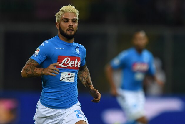 PALERMO, ITALY - SEPTEMBER 10:  Lorenzo Insigne of Napoli in action during the Serie a match between US Citta di Palermo and SSC Napoli at Stadio Renzo Barbera on September 10, 2016 in Palermo, Italy.  (Photo by Tullio M. Puglia/Getty Images)