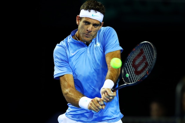 GLASGOW, SCOTLAND - SEPTEMBER 16:  Juan Martin del Potro of Argentina hits a backhand during his singles match against Andy Murray of Great Britain during day one of the Davis Cup Semi Final between Great Britain and Argentina at Emirates Arena on September 16, 2016 in Glasgow, Scotland.  (Photo by Clive Brunskill/Getty Images)