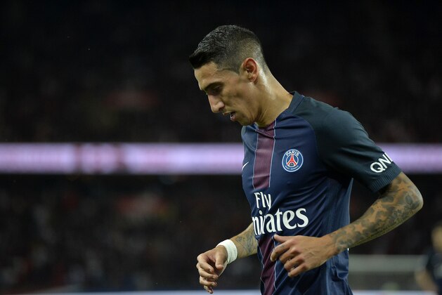 PARIS, FRANCE - SEPTEMBER 20:  Angel Di Maria of Paris Saint-Germain reacts during the Ligue 1 match between Paris Saint-Germain and Dijon FCO at Parc des Princes on September 20, 2016 in Paris, France.  (Photo by Aurelien Meunier/Getty Images)