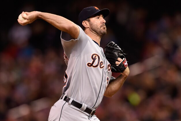 MINNEAPOLIS, MN - SEPTEMBER 22: Justin Verlander #35 of the Detroit Tigers delivers a pitch against the Minnesota Twins during the second inning of game two of a doubleheader on September 22, 2016 at Target Field in Minneapolis, Minnesota. (Photo by Hannah Foslien/Getty Images)