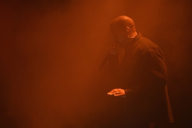 NEW YORK, NY - SEPTEMBER 09:  Kanye West performs during Harper's Bazaar's celebration of 'ICONS By Carine Roitfeld' presented by Infor, Laura Mercier, and Stella Artois  at The Plaza Hotel on September 9, 2016 in New York City.  (Photo by Jamie McCarthy/Getty Images for Harper's Bazaar)