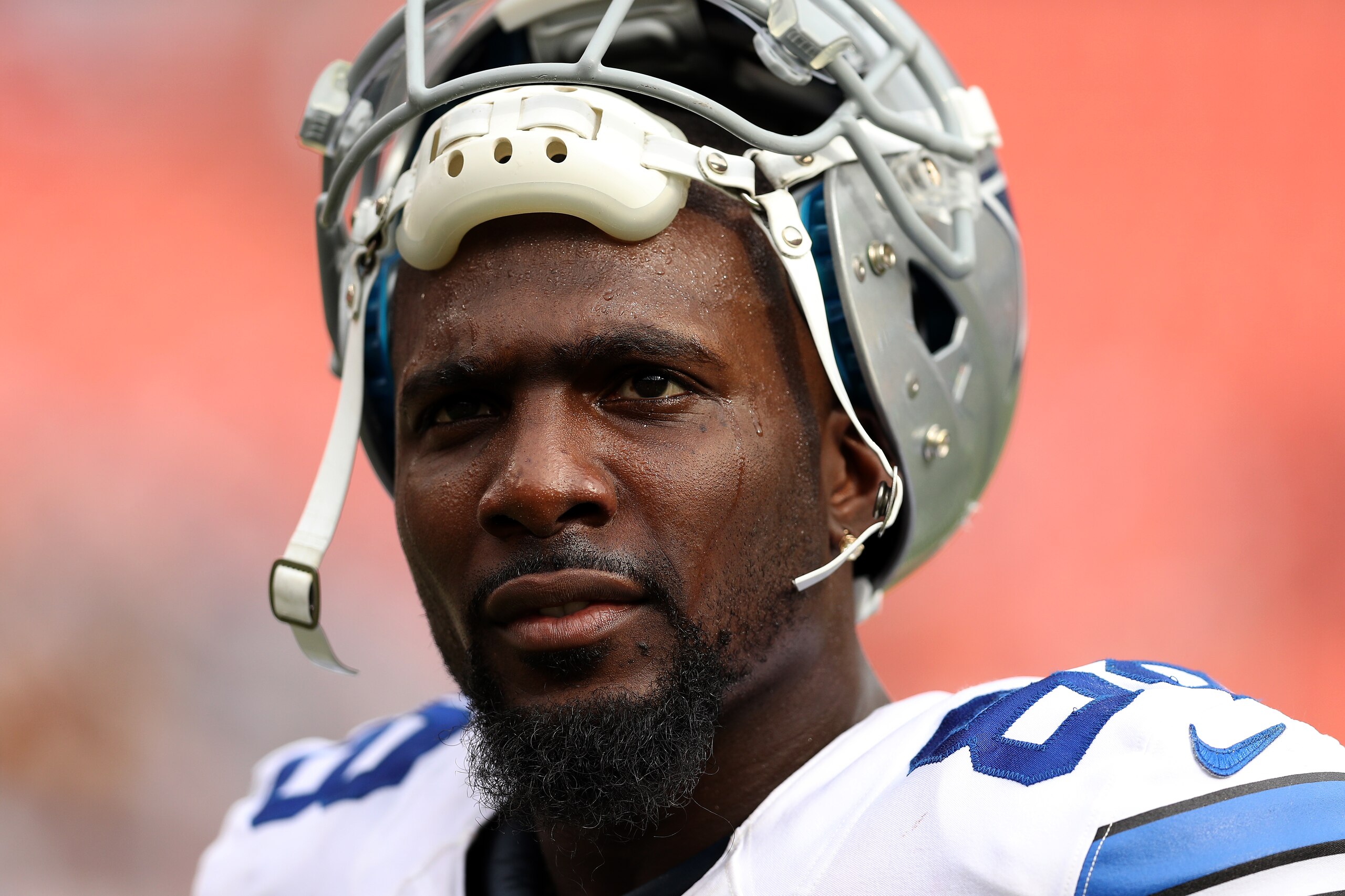 LANDOVER, MD - SEPTEMBER 18: Wide receiver Dez Bryant #88 of the Dallas Cowboys looks on after the Dallas Cowboys defeated Washington Redskins 27-23 at FedExField on September 18, 2016 in Landover, Maryland. (Photo by Patrick Smith/Getty Images) LANDOVER, MD - SEPTEMBER 18: Wide receiver Dez Bryant #88 of the Dallas Cowboys looks on after the Dallas Cowboys defeated Washington Redskins 27-23 at FedExField on September 18, 2016 in Landover, Maryland. (Photo by Patrick Smith/Getty Images)