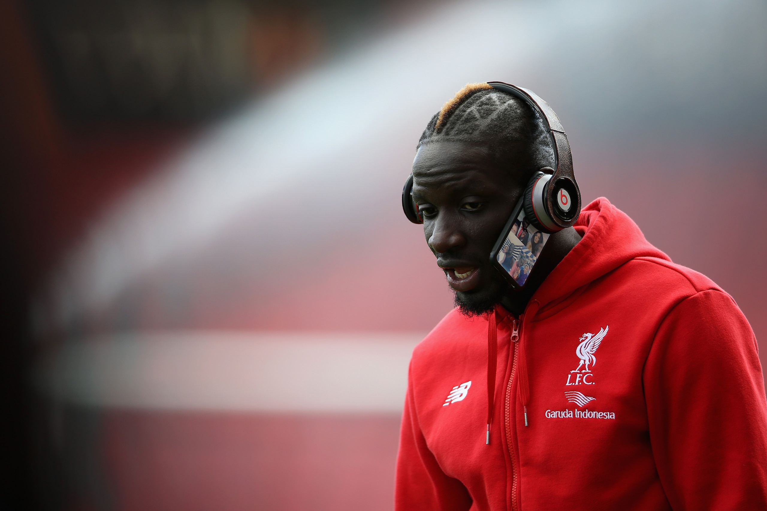 BOURNEMOUTH, ENGLAND - APRIL 17:  Mamadou Sakho of Liverpool looks on ahead of the Barclays Premier League match between A.F.C. Bournemouth and Liverpool at the Vitality Stadium on April 17, 2016 in Bournemouth, England.  (Photo by Steve Bardens/Getty Images)