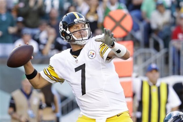 Pittsburgh Steelers quarterback Ben Roethlisberger (7) throws a pass during the first half of the NFL football game against the Philadelphia Eagles, Sunday, Sept. 25, 2016, in Philadelphia. The Eagles won 34-3. (AP Photo/Chris Szagola)