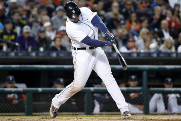 Detroit Tigers' Miguel Cabrera hits a three-run home run against the Cleveland Indians during the second inning of a baseball game in Detroit, Tuesday, Sept. 27, 2016. (AP Photo/Paul Sancya)