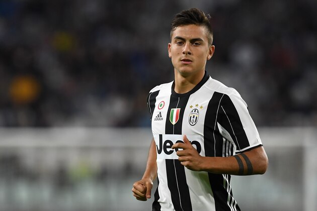 TURIN, ITALY - SEPTEMBER 21:  Paulo Dybala of Juventus FC looks on during the Serie A match between Juventus FC and Cagliari Calcio at Juventus Stadium on September 21, 2016 in Turin, Italy.  (Photo by Valerio Pennicino/Getty Images)