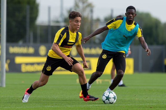 Dortmund, Germany 11.09.2016, Trainer BV Borussia Dortmund, BVB, Emre Mor (BVB) und Ousmane Dembele (BVB)   (Photo by TF-Images/Getty Images)