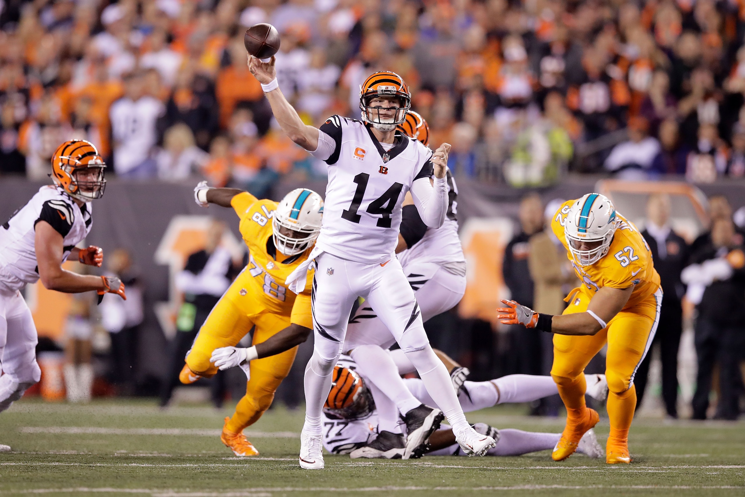 CINCINNATI, OH - SEPTEMBER 29:  Andy Dalton #14 of the Cincinnati Bengals throws a pass during the second quarter of the game against the Miami Dolphins at Paul Brown Stadium on September 29, 2016 in Cincinnati, Ohio. (Photo by Andy Lyons/Getty Images)