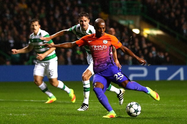 GLASGOW, SCOTLAND - SEPTEMBER 28:  Fernandinho of Manchester City scores his team's first goal during the UEFA Champions League group C match between Celtic FC and Manchester City FC at Celtic Park on September 28, 2016 in Glasgow, Scotland.  (Photo by Michael Steele/Getty Images)