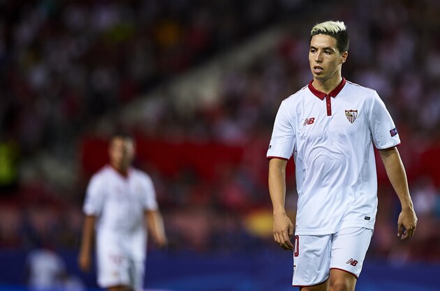 SEVILLE, SPAIN - SEPTEMBER 27:  Samir Nasri of Sevilla FC looks on during the UEFA Champions League match between Sevilla FC and Olympique Lyonnais at Sanchez Pizjuan stadium on September 27, 2016 in Seville, Spain.  (Photo by Aitor Alcalde Colomer/Getty Images)