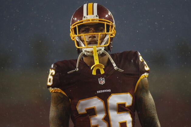 TAMPA, FL - AUGUST 31:  Defensive back Su'a Cravens #36 of the Washington Redskins  warms up before the start of an NFL game against the Tampa Bay Buccaneers on August 31, 2016 at Raymond James Stadium in Tampa, Florida. (Photo by Brian Blanco/Getty Images)