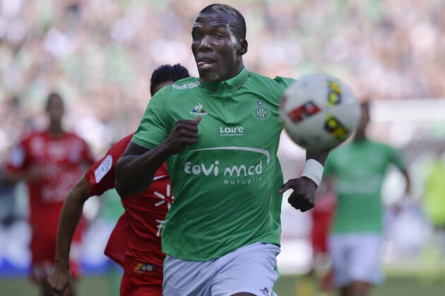 Saint-Etienne's Guinean forward Florentin Pogba runs for the ball during the French Ligue 1 Football match between Saint-Etienne (ASSE) and Montpellier (MHSC) at the Geoffroy-Guichard stadium in Saint-Etienne, central eastern France, on August 21, 2016. / AFP / ROMAIN LAFABREGUE        (Photo credit should read ROMAIN LAFABREGUE/AFP/Getty Images)