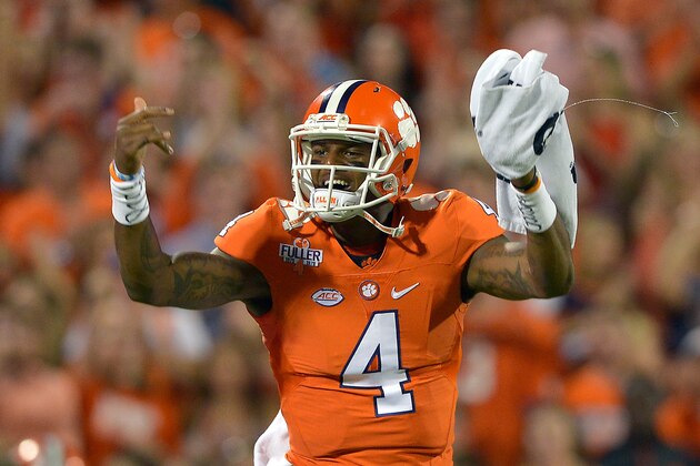 CLEMSON, SC - OCTOBER 01:  Deshaun Watson #4 of the Clemson Tigers pumps up the crowd prior to the game against the Louisville Cardinals at Memorial Stadium on October 1, 2016 in Clemson, South Carolina.  (Photo by Grant Halverson/Getty Images)