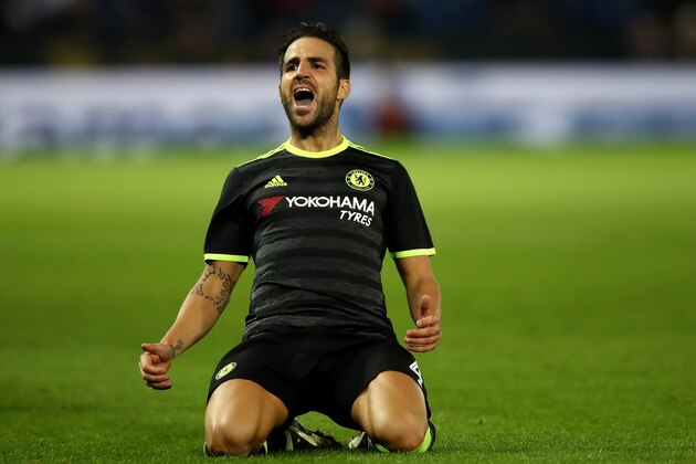 LEICESTER, ENGLAND - SEPTEMBER 20:  Cesc Fabregas of Chelsea celebrates scoring his sides fourth goal during the EFL Cup Third Round match between Leicester City and Chelsea at The King Power Stadium on September 20, 2016 in Leicester, England.  (Photo by Julian Finney/Getty Images)
