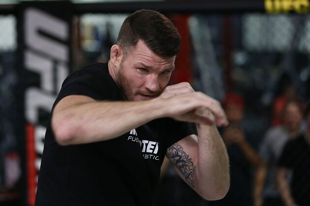 TORRANCE, CA - SEPTEMBER 22:  Fighter Michael Bisping spars for the crowd at a media workout at UFC Gym on September 22, 2016 in Torrance, California.  (Photo by Joe Scarnici/Getty Images)