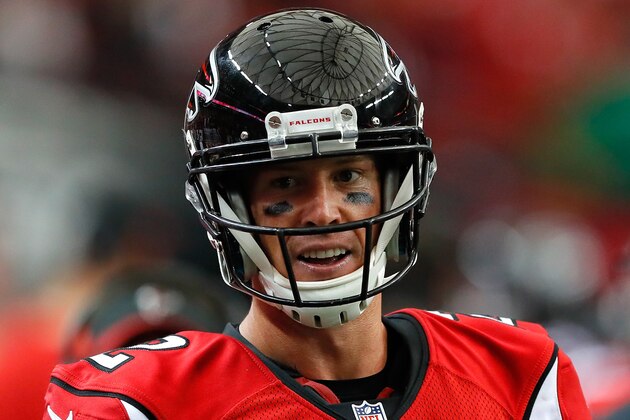 ATLANTA, GA - OCTOBER 02:  Matt Ryan #2 of the Atlanta Falcons reacts after completing a pass to Julio Jones #11 for a touchdown against the Carolina Panthers at Georgia Dome on October 2, 2016 in Atlanta, Georgia.  (Photo by Kevin C. Cox/Getty Images)