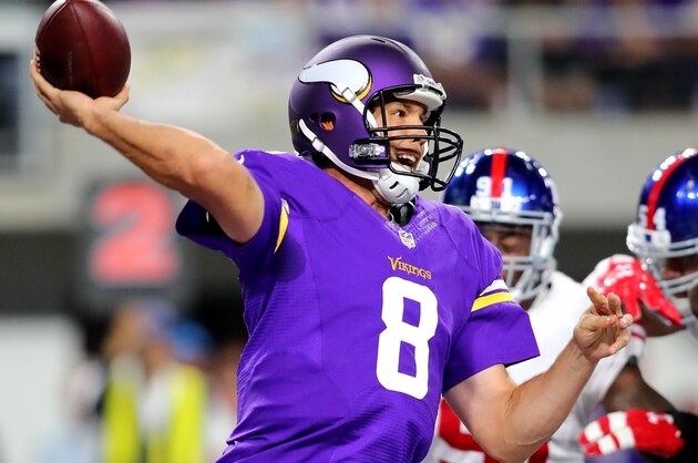 MINNEAPOLIS, MN - OCTOBER 3: Sam Bradford #8 of the Minnesota Vikings throws the ball in the first quarter of the game against the New York Giants on October 3, 2016 at US Bank Stadium in Minneapolis, Minnesota. (Photo by Adam Bettcher/Getty Images)