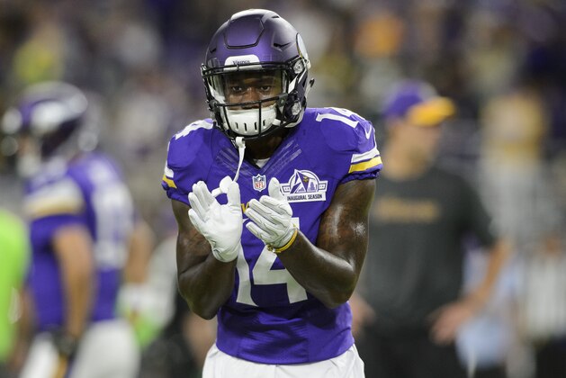 MINNEAPOLIS, MN - SEPTEMBER 18: Stefon Diggs #14 of the Minnesota Vikings applauds as he warms up before the game against the Green Bay Packers on September 18, 2016 at US Bank Stadium in Minneapolis, Minnesota. The Vikings defeated the Packers 17-14. (Photo by Hannah Foslien/Getty Images)