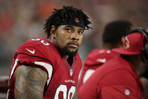 GLENDALE, AZ - SEPTEMBER 01:  Defensive tackle Robert Nkemdiche #90 of the Arizona Cardinals sits on the bench during the preseaon NFL game against the Denver Broncos at the University of Phoenix Stadium on September 1, 2016 in Glendale, Arizona.  (Photo by Christian Petersen/Getty Images)