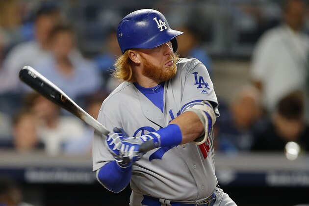 NEW YORK, NY - SEPTEMBER 13: Justin Turner #10 of the Los Angeles Dodgers in action against the New York Yankees during a game at Yankee Stadium on September 13, 2016 in New York City. (Photo by Rich Schultz/Getty Images)