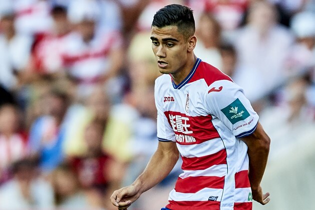 GRANADA, SPAIN - SEPTEMBER 11:  Andreas Pereira of Granada CF in action during the match between Granada CF vs SD Eibar as part of La Liga at Nuevo los Carmenes Stadium on September 11, 2016 in Granada, Spain.  (Photo by Aitor Alcalde Colomer/Getty Images)