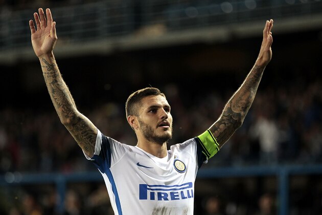 EMPOLI, ITALY - SEPTEMBER 21: Mauro Icardi of FC Internazionale celebrates after scoring a goal during the Serie A match between Empoli FC and FC Internazionale at Stadio Carlo Castellani on September 21, 2016 in Empoli, Italy.  (Photo by Gabriele Maltinti/Getty Images)