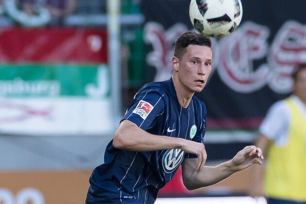 Augsburg, Deutschland, 27.08.2016, Bundesliga, FC Augsburg - VfL Wolfsburg, Julian Draxler (WOB)   (Photo by TF-Images/Getty Images)